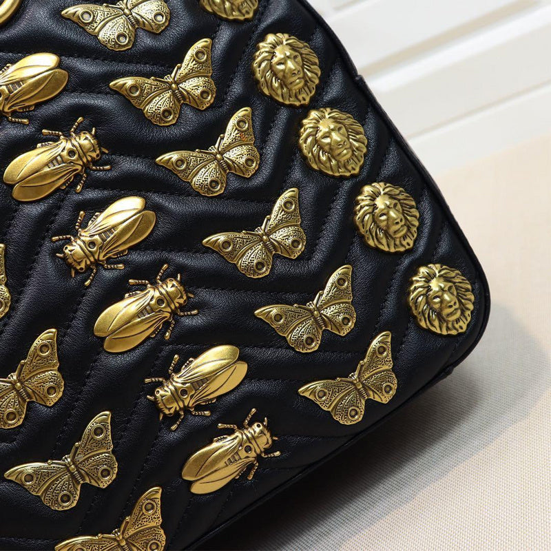 Anum Bags Detail