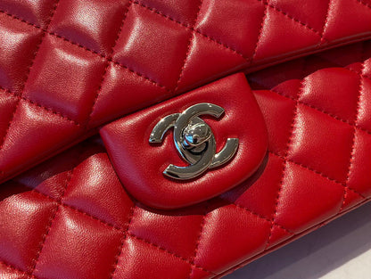 Anum Bags Detail