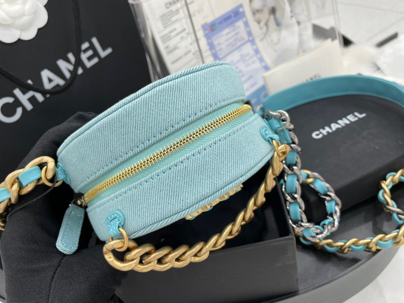 Anum Bags Detail