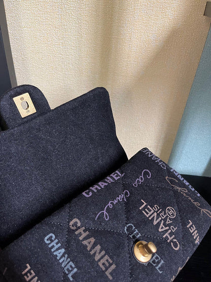 Anum Bags Detail