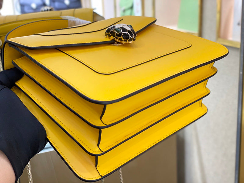 Anum Bags Detail