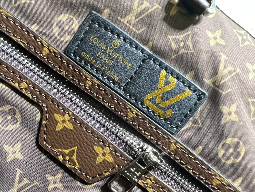 Anum Bags Detail