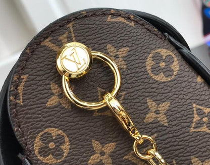 Anum Bags Detail