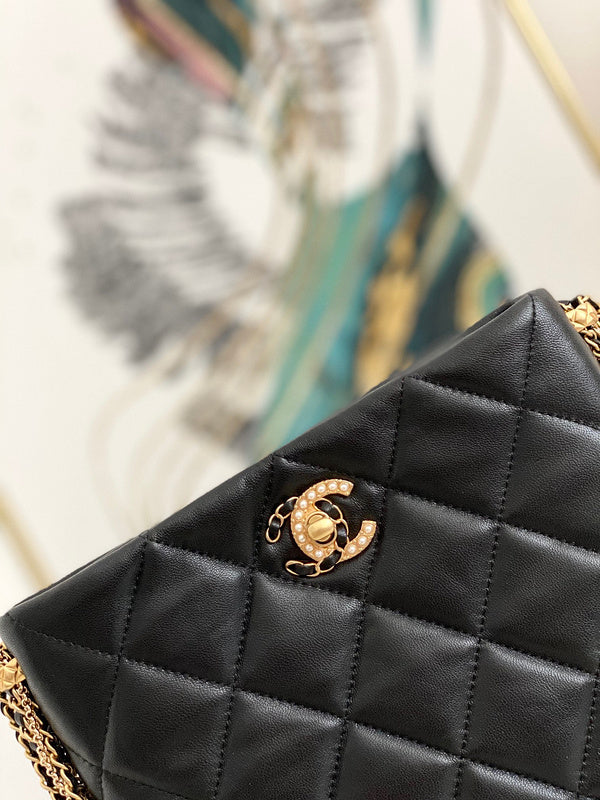 Anum Bags Detail