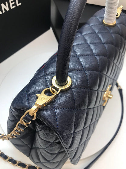 Anum Bags Detail