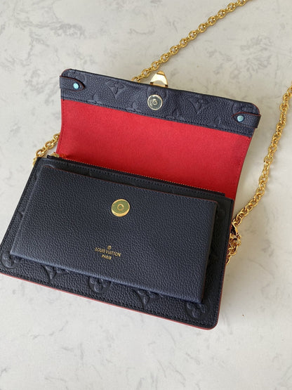 Anum Bags Detail