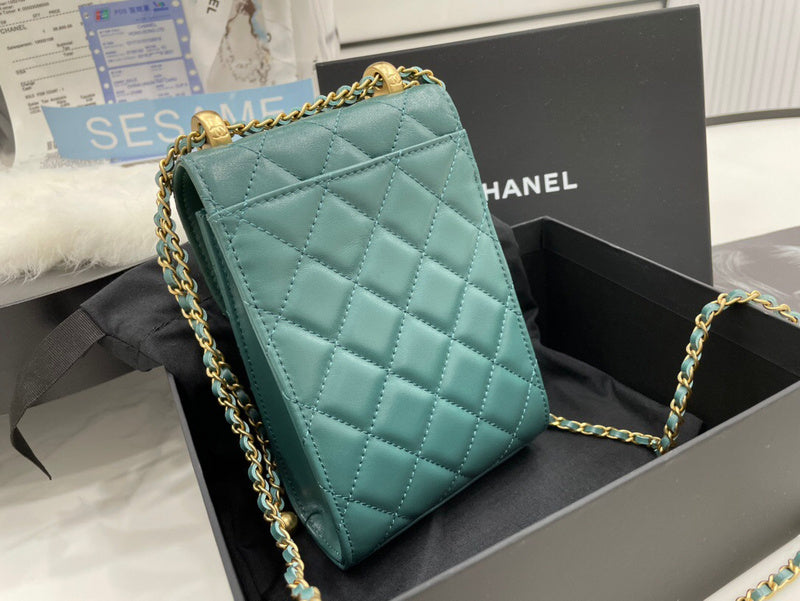 Anum Bags Detail