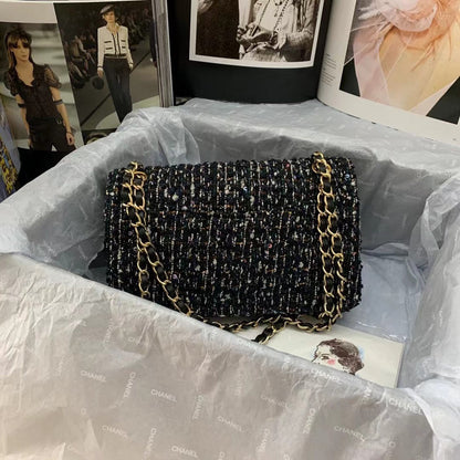 Anum Bags Detail
