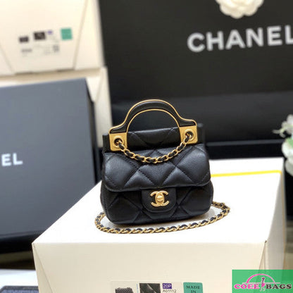 Anum Bags Detail