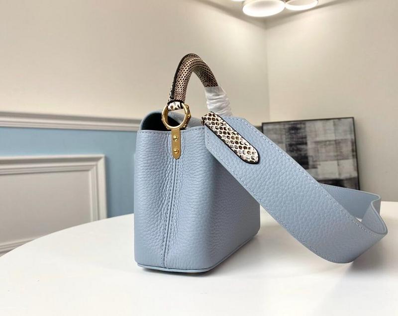 Anum Bags Detail