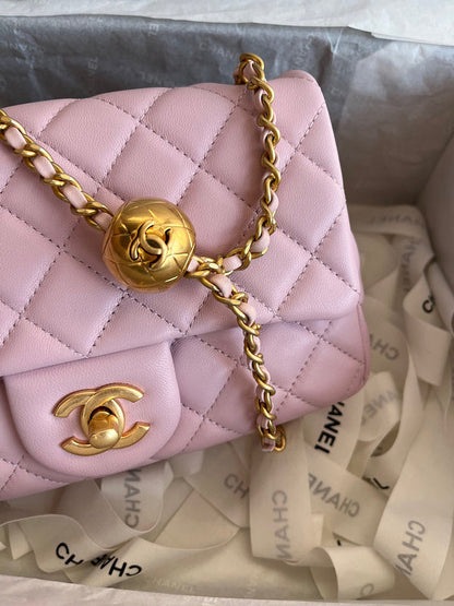 Anum Bags Detail