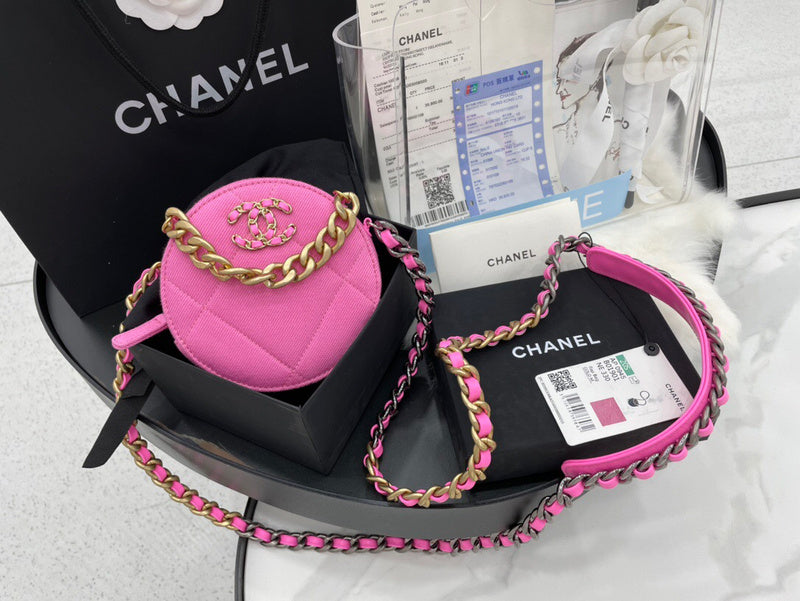 Anum Bags Detail