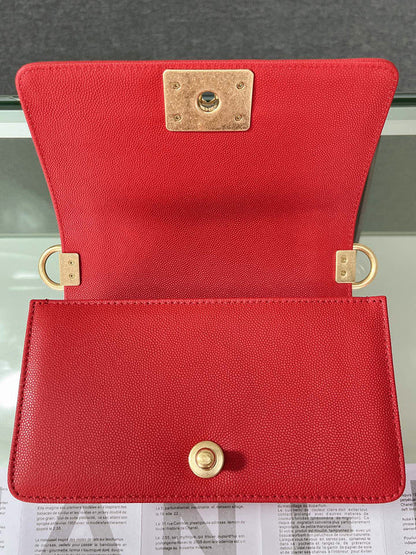 Anum Bags Detail