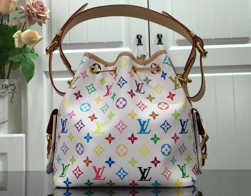 Anum Bags Detail