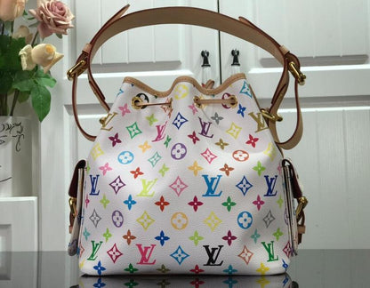 Anum Bags Detail