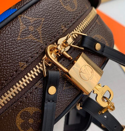 Anum Bags Detail