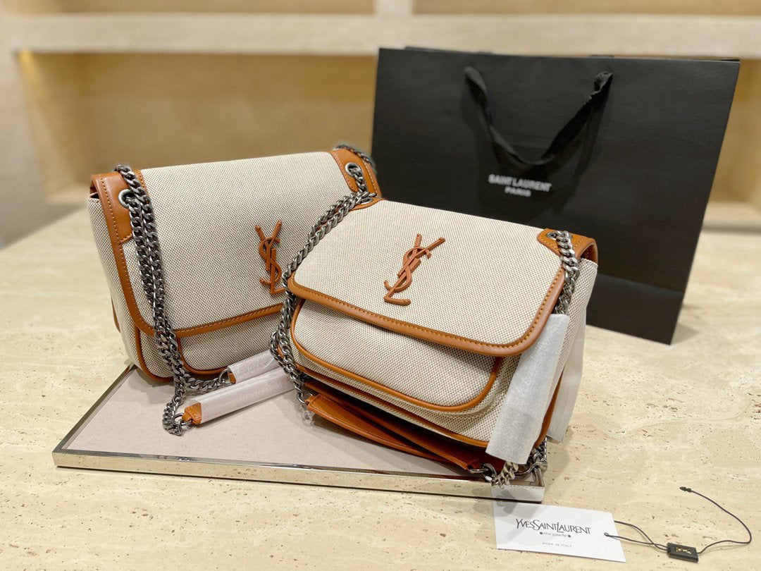 Anum Bags Detail