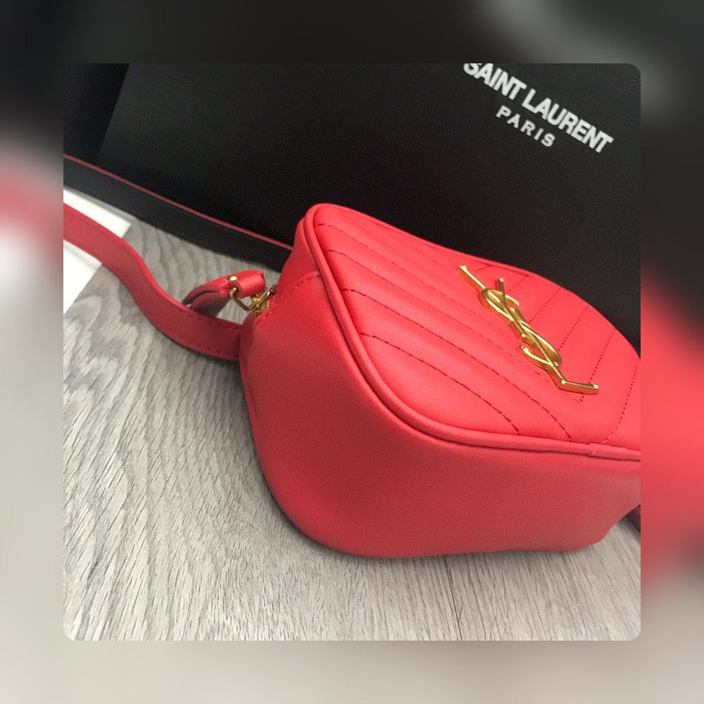Anum Bags Detail