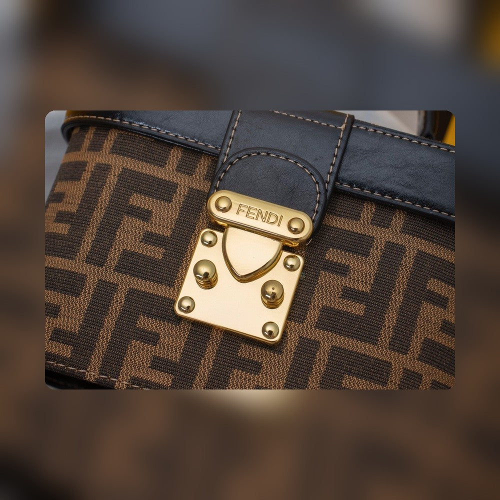 Anum Bags Detail