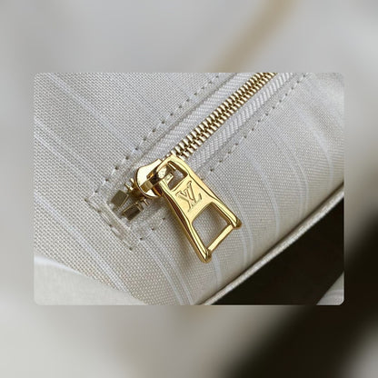 Anum Bags - Best High-End Brands in One Place - AFFORDABLE LUXURY BAGS - 17048