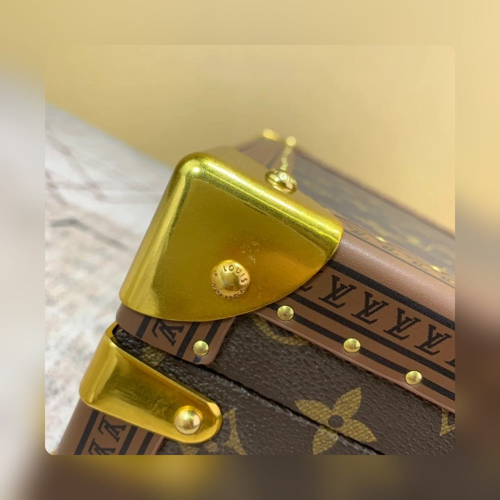 Anum Bags ln Luxury Bag --58220