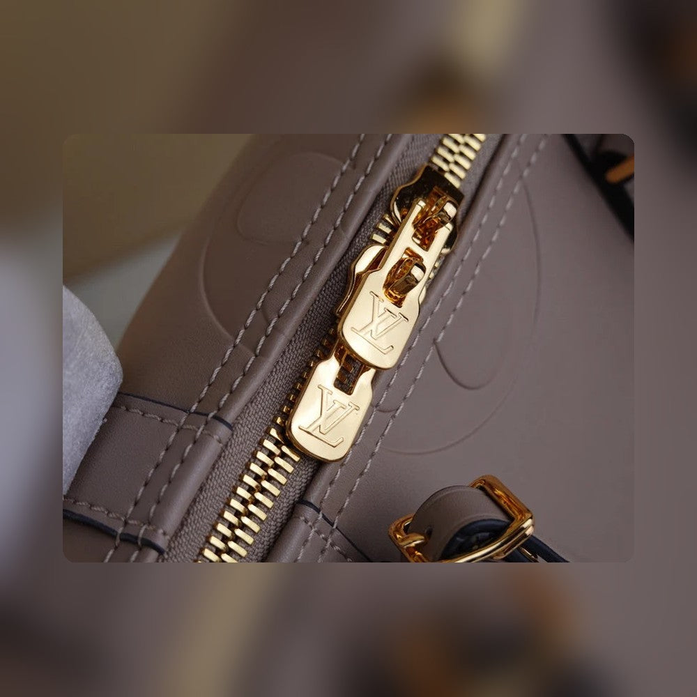 Anum Bags - Premium Luxury Goods and Accessories - AFFORDABLE LUXURY BAGS - 16573