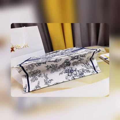 Anum Bags Detail