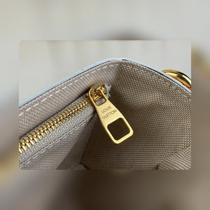 Anum Bags ln Luxury Bag --56398