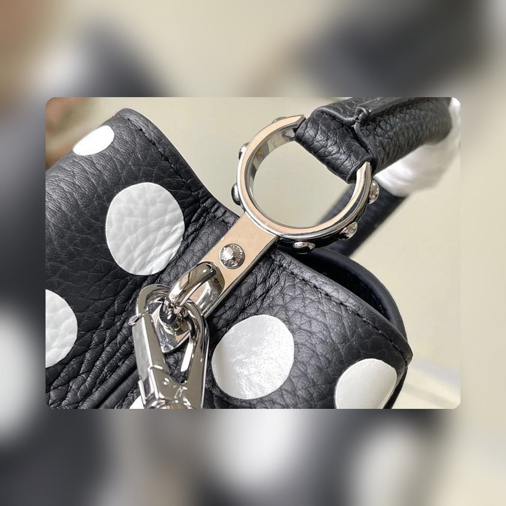 Anum Bags Detail