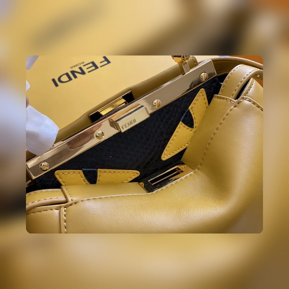 Anum Bags Detail