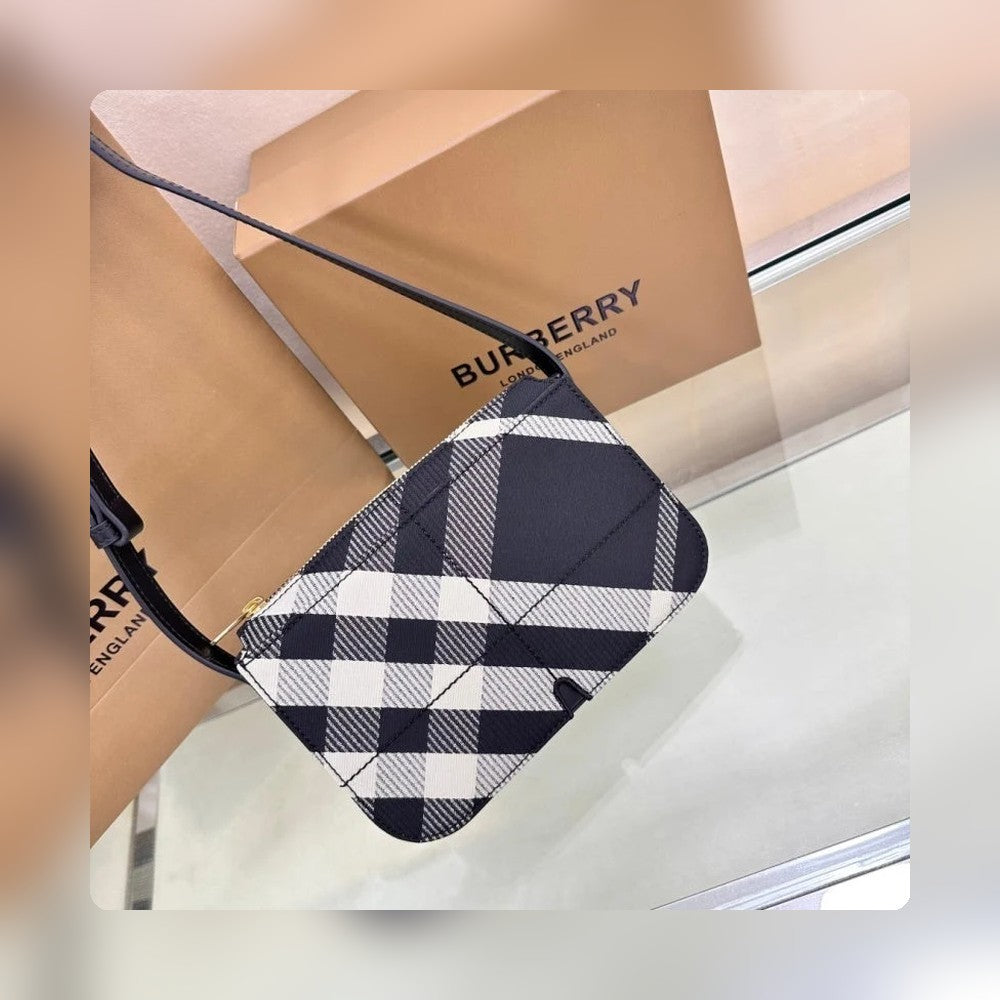 Anum Bags - High-Quality Designer Products for You - AFFORDABLE LUXURY BAGS - 17214