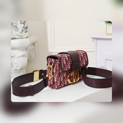 Anum Bags Detail
