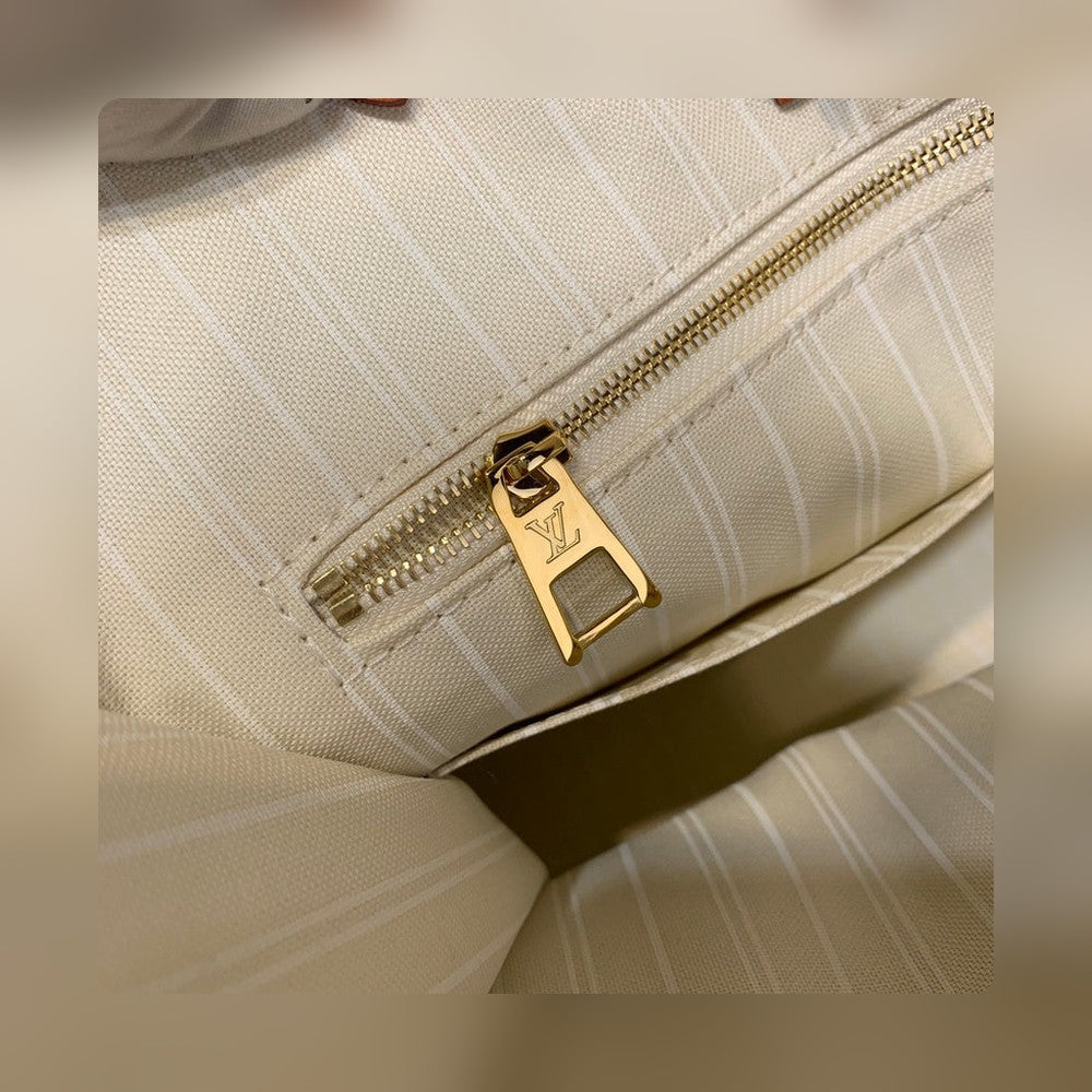 Anum Bags - Best High-End Brands in One Place - AFFORDABLE LUXURY BAGS - 17044