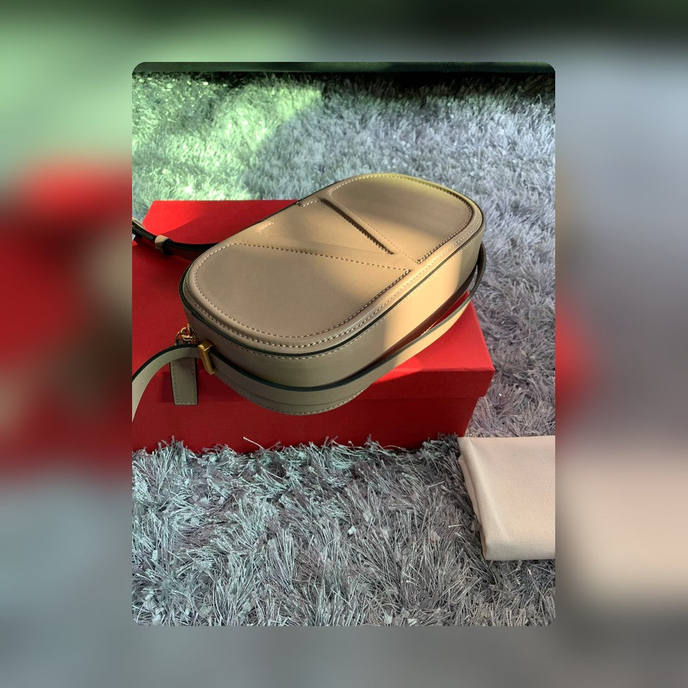 Anum Bags - High-Quality Designer Products for You - AFFORDABLE LUXURY BAGS - 14434