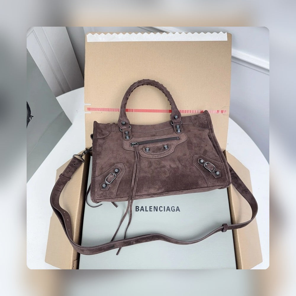 new-luxury-designer-bags-nm24352