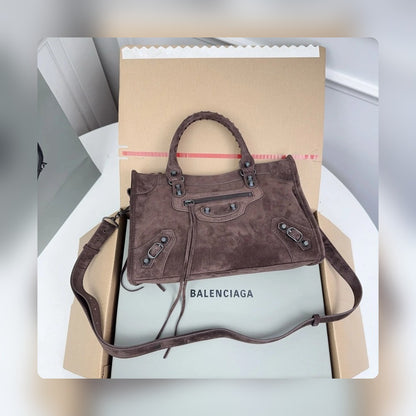 new-luxury-designer-bags-nm24352