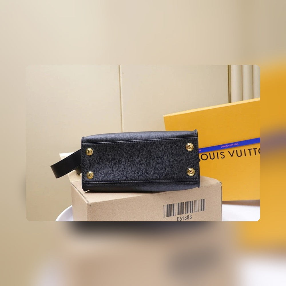 Anum Bags ln Luxury Bag --56630