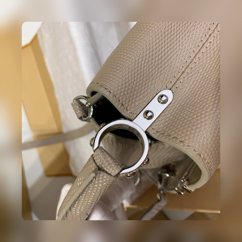 Anum Bags ln Luxury Bag --56521