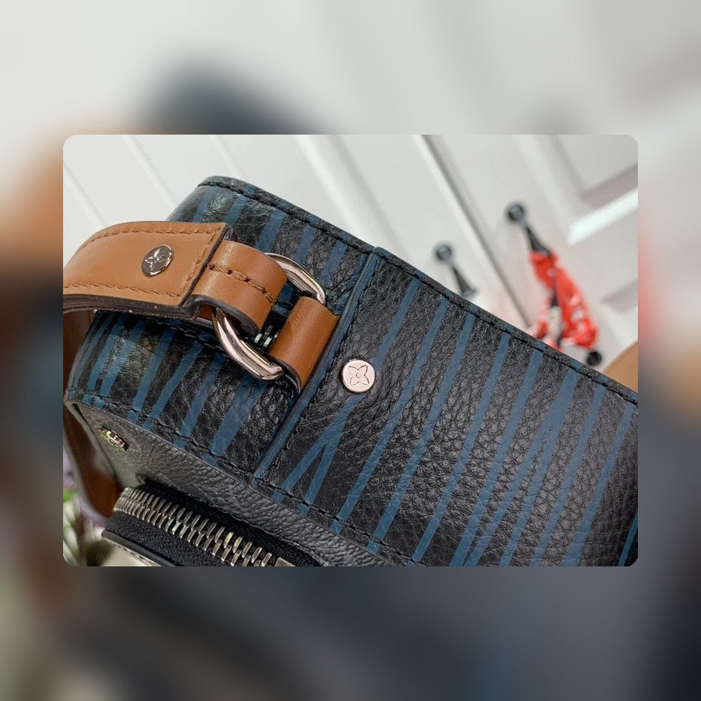 Anum Bags Detail