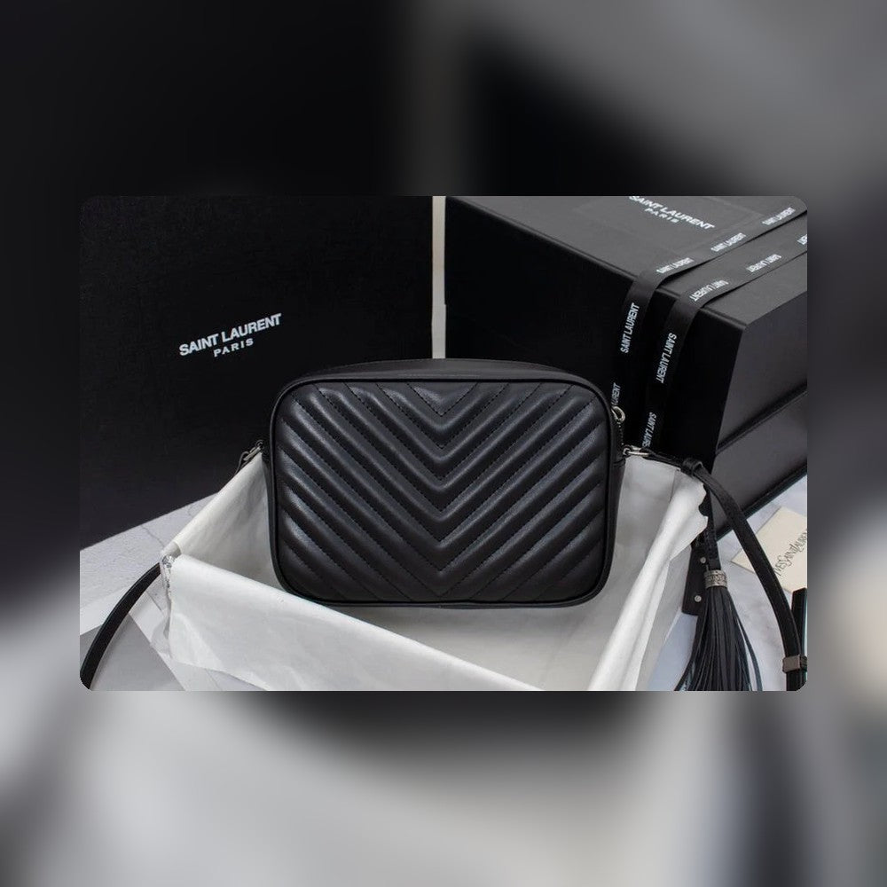 Anum Bags Detail