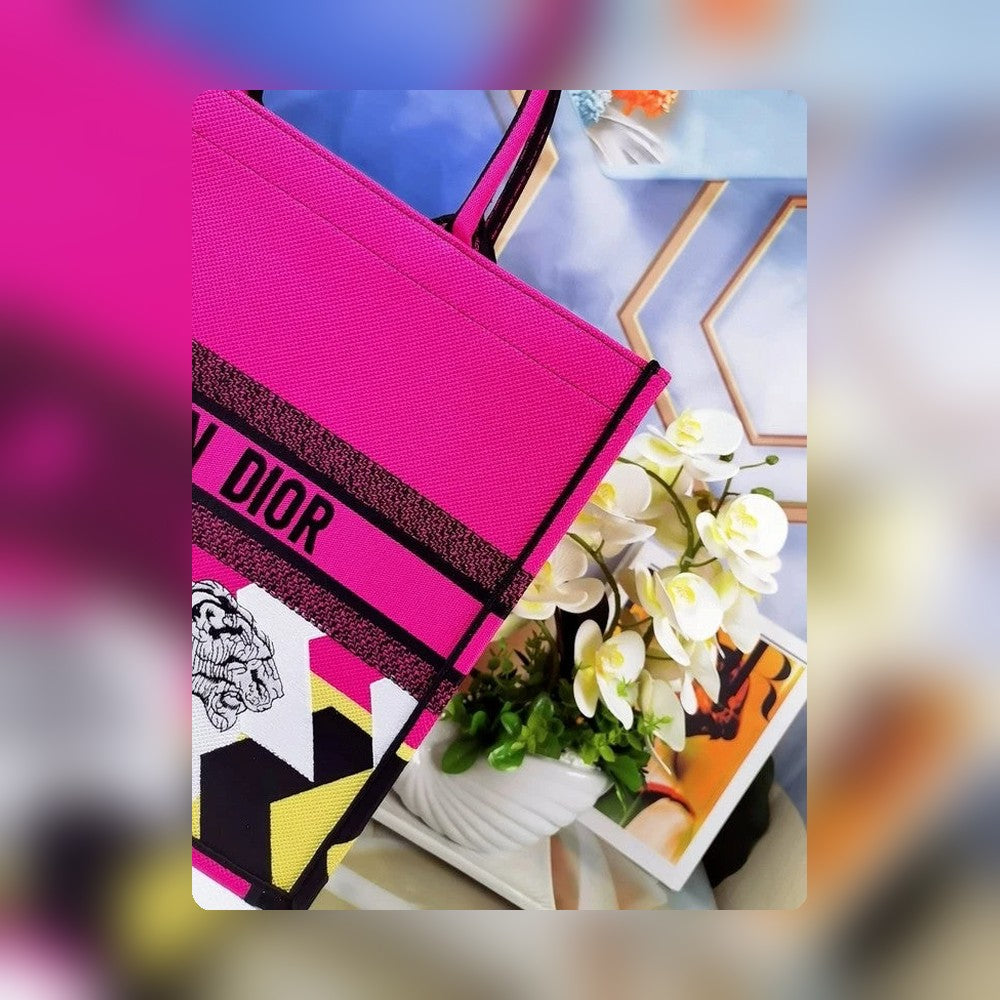 Anum Bags Detail