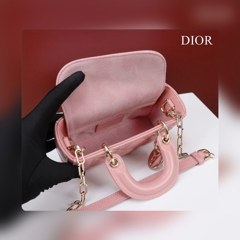 Anum Bags Detail