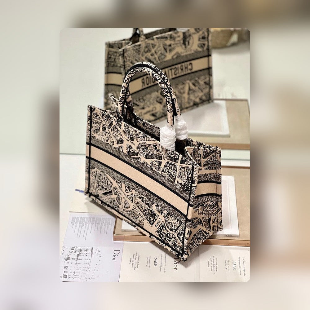 Anum Bags Detail
