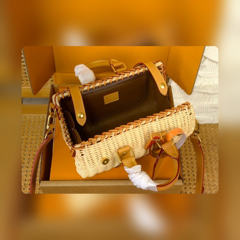 Anum Bags ln Luxury Bag --58570