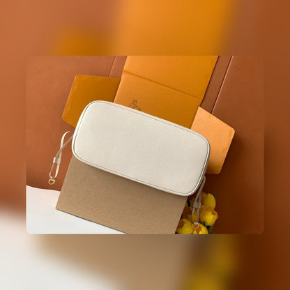 Anum Bags - High-Quality Designer Products for You - AFFORDABLE LUXURY BAGS - 3411