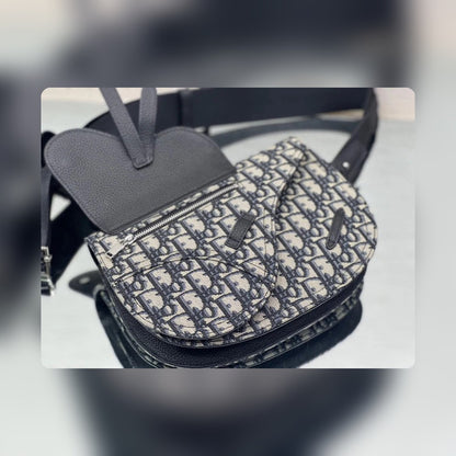 Anum Bags Detail