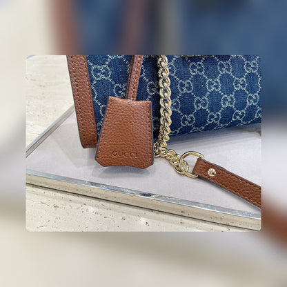 Anum Bags Detail