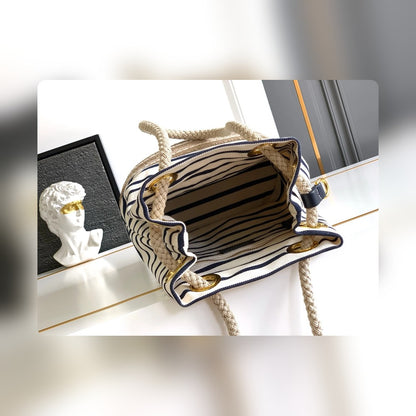 Anum Bags - High-Quality Designer Products for You - AFFORDABLE LUXURY BAGS - 14102