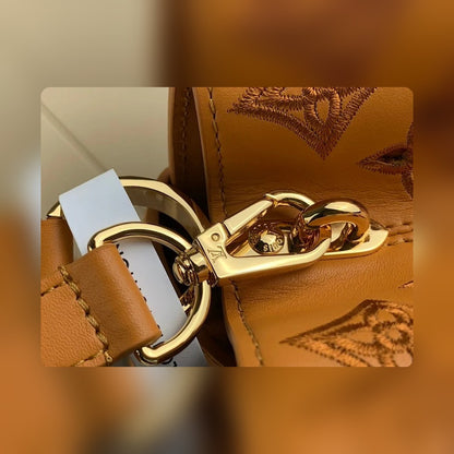 Anum Bags ln Luxury Bag --58746