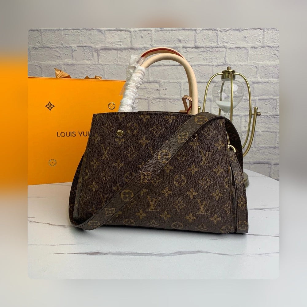 Anum Bags Detail